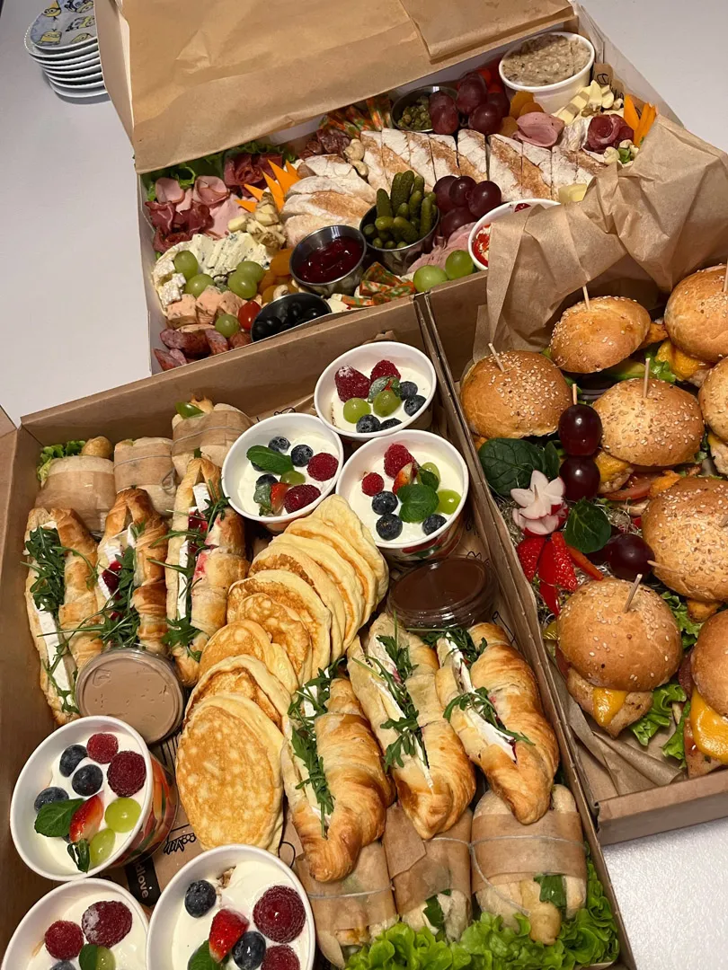 Catering - Catering-2-11